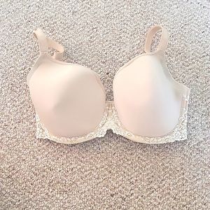 Wacoal bra.  32DD. Creamy Nude.